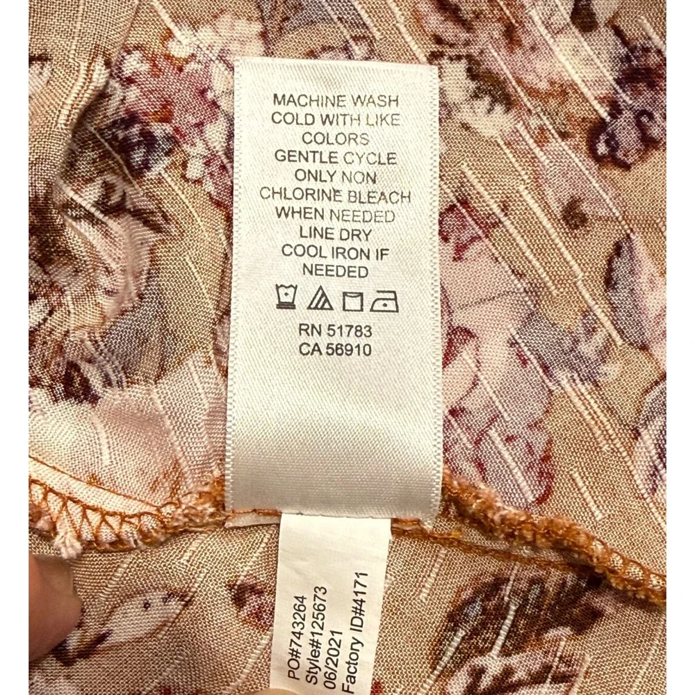 Maurices WrapvTop Womens 1X Rust Floral Peplum Crochet Trim V-Neck Cottagecore - Picture 9 of 12